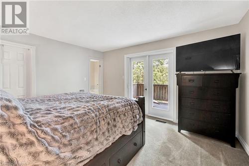 318 Roxton Drive, Waterloo, ON - Indoor Photo Showing Bedroom