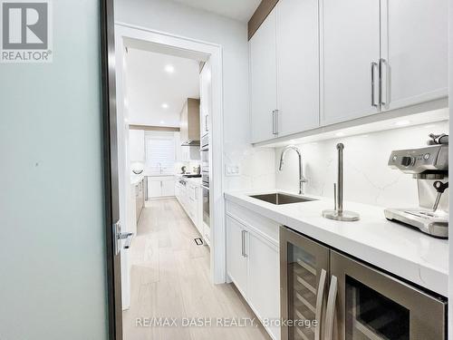10 Sultana Avenue, Toronto, ON - Indoor Photo Showing Kitchen With Upgraded Kitchen