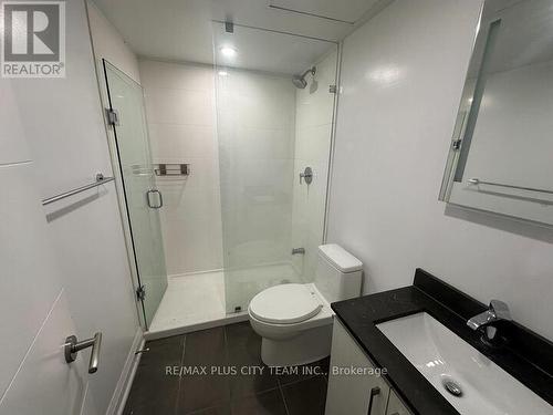 4 - 209 Jarvis Street, Toronto, ON - Indoor Photo Showing Bathroom