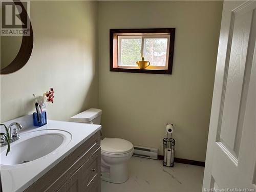 381 Foster Road, Mainstream, NB - Indoor Photo Showing Bathroom