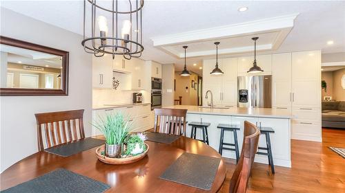 79 Kingfisher Crescent, Tiny, ON - Indoor Photo Showing Dining Room