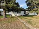 325 8Th Avenue W, Melville, SK  - Outdoor 