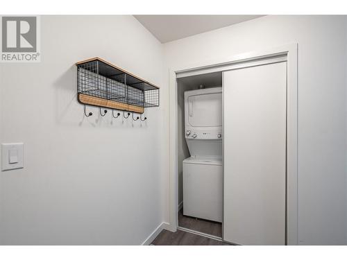 775 Academy Way Unit# 120, Kelowna, BC - Indoor Photo Showing Laundry Room