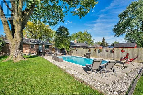 3217 Woodlawn Avenue, Windsor, ON - Outdoor With In Ground Pool