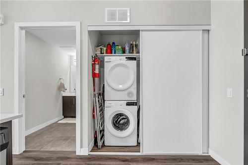 15 Queen Street S|Unit #2311, Hamilton, ON - Indoor Photo Showing Laundry Room