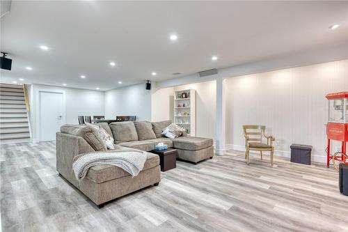 137 Harley Road, Harley, ON - Indoor Photo Showing Living Room