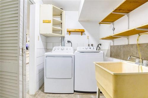 336 East Avenue N|Unit #Lower, Hamilton, ON - Indoor Photo Showing Laundry Room