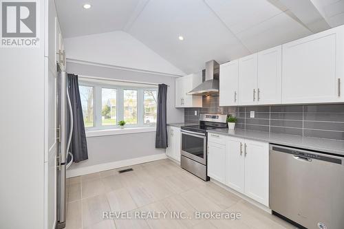 186 Wellington Street, Port Colborne, ON - Indoor Photo Showing Kitchen