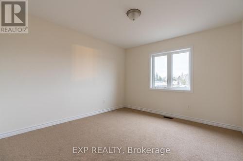 38 Oriole Crescent, Port Colborne, ON - Indoor Photo Showing Other Room