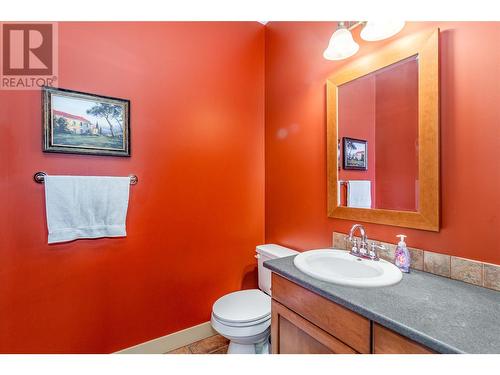1795 Country Club Drive Unit# 119, Kelowna, BC - Indoor Photo Showing Bathroom
