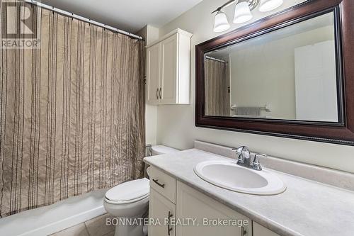 769 Angler Way, Waterloo, ON - Indoor Photo Showing Bathroom