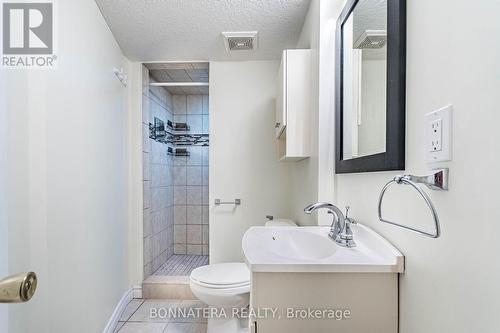 769 Angler Way, Waterloo, ON - Indoor Photo Showing Bathroom