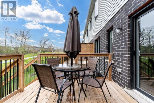 95 Woodedge Circle, Kitchener, ON - Outdoor With Deck Patio Veranda With Exterior