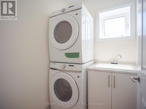 55 Bearberry Road N, Springwater, ON - Indoor Photo Showing Laundry Room