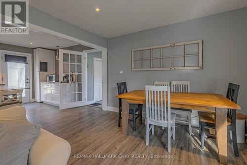104 Bass Line, Oro-Medonte, ON - Indoor Photo Showing Dining Room
