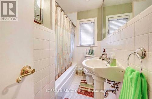 46 William Cragg Drive, Toronto, ON - Indoor Photo Showing Bathroom