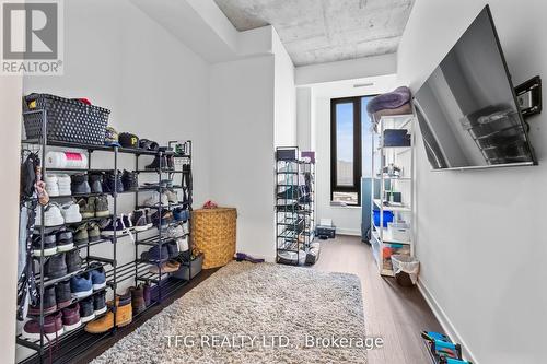 810 - 2720 Dundas Street W, Toronto, ON - Indoor Photo Showing Other Room