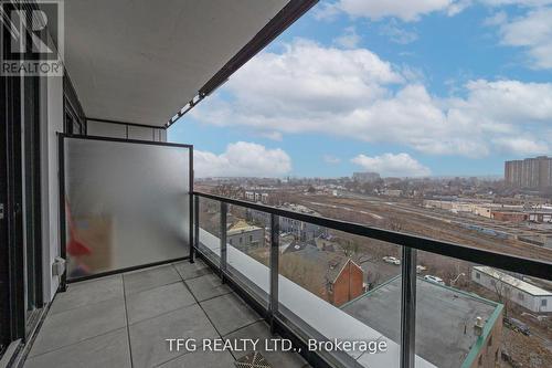 810 - 2720 Dundas Street W, Toronto, ON - Outdoor With View With Exterior
