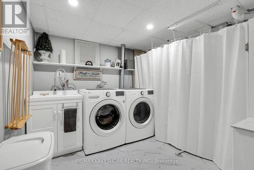 1044 Riddell Avenue, Cobourg, ON - Indoor Photo Showing Laundry Room