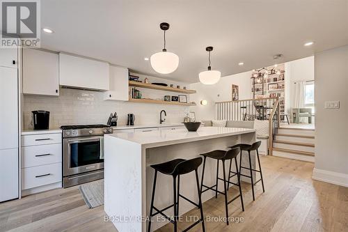 104 Dutch Myrtle Way, Toronto, ON - Indoor Photo Showing Kitchen With Upgraded Kitchen