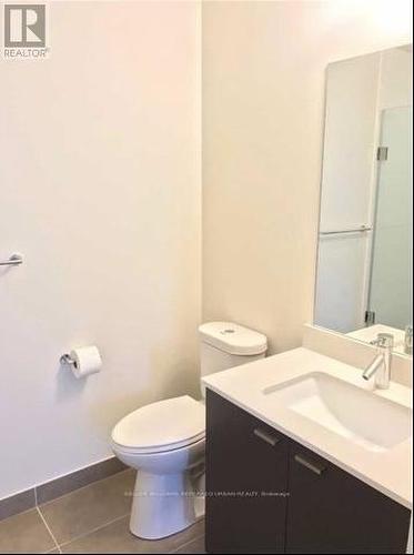 608 - 30 Roehampton Avenue, Toronto, ON - Indoor Photo Showing Bathroom