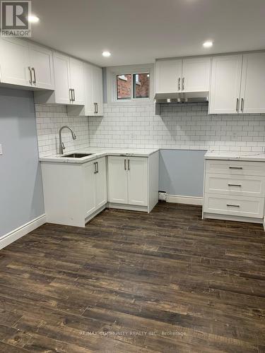 36 Jones Avenue, Oshawa, ON - Indoor Photo Showing Kitchen With Upgraded Kitchen