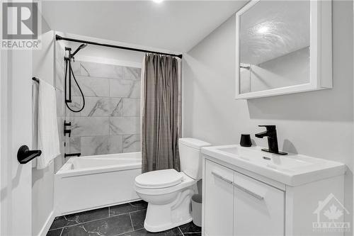 345 Cunningham Avenue, Ottawa, ON - Indoor Photo Showing Bathroom