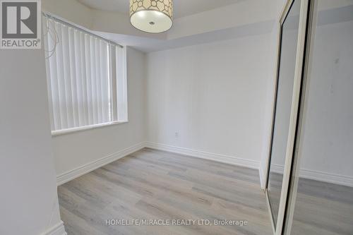 1405 - 325 Webb Drive, Mississauga, ON - Indoor Photo Showing Other Room