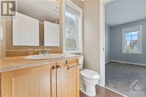 235 Burnaby Drive, Ottawa, ON - Indoor Photo Showing Bathroom