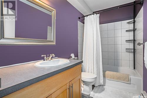 9 2301 7Th Street E, Saskatoon, SK - Indoor Photo Showing Bathroom