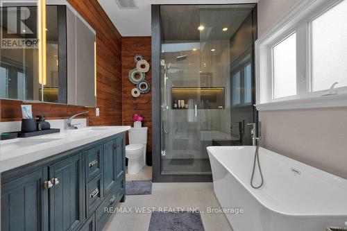 3573 Epworth Lane, Mississauga, ON - Indoor Photo Showing Bathroom