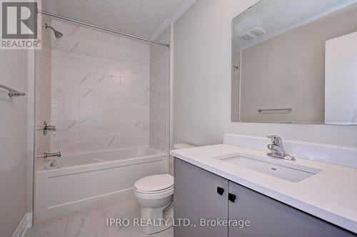 58 - 271 Grey Silo Road, Waterloo, ON - Indoor Photo Showing Bathroom