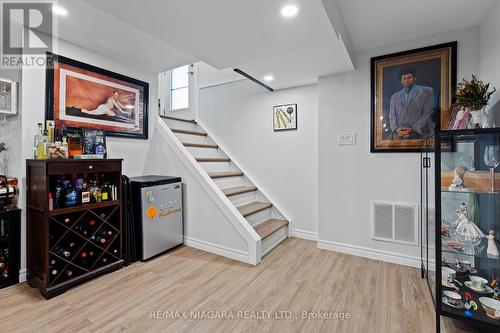 146 Gadsby Avenue, Welland, ON - Indoor Photo Showing Other Room