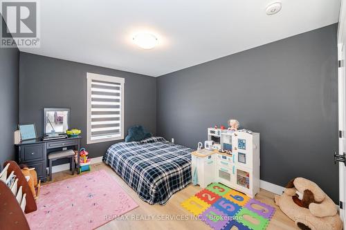 574252 Old School Line, Woodstock, ON - Indoor Photo Showing Bedroom