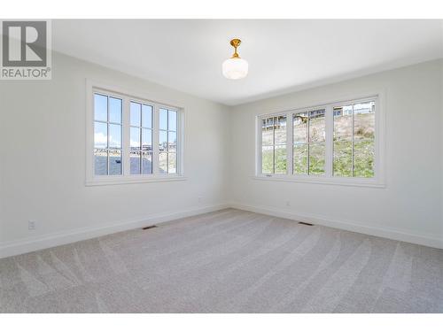 1561 Fairwood Lane, Kelowna, BC - Indoor Photo Showing Other Room