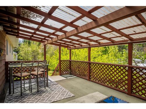 1120 7Th Avenue, Castlegar, BC - Outdoor With Deck Patio Veranda With Exterior