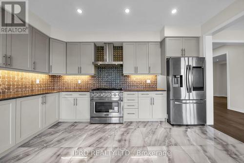37 Bee Crescent, Brantford, ON - Indoor Photo Showing Kitchen With Stainless Steel Kitchen With Upgraded Kitchen