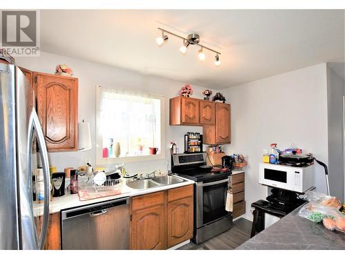 12477 Westside Road, Vernon, BC - Indoor Photo Showing Kitchen With Double Sink