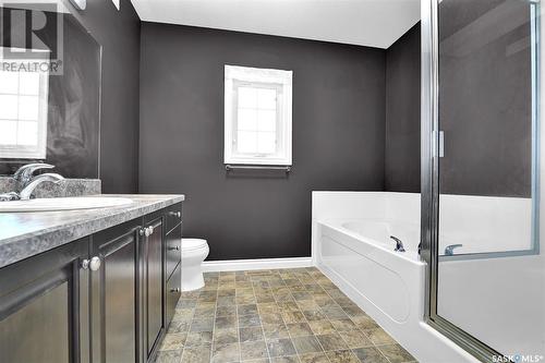 2123 Laurier Crescent, Regina, SK - Indoor Photo Showing Bathroom