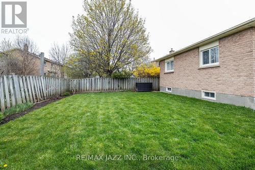 2 Regency Crescent, Whitby, ON - Outdoor
