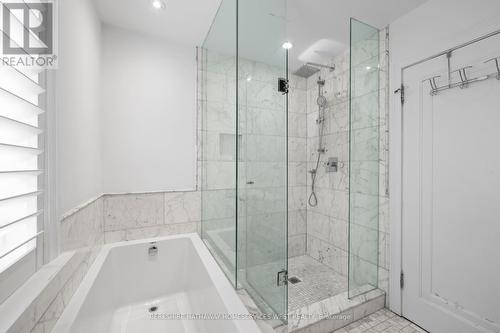 5 Kingscourt Drive, Toronto, ON - Indoor Photo Showing Bathroom
