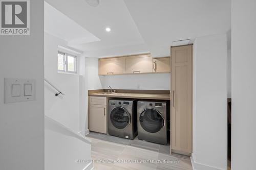 5 Kingscourt Drive, Toronto, ON - Indoor Photo Showing Laundry Room