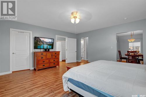 2602 Lindsay Street, Regina, SK - Indoor Photo Showing Bedroom