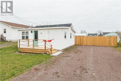 67 Third Ave, Pointe Du Chene, NB - Outdoor With Exterior