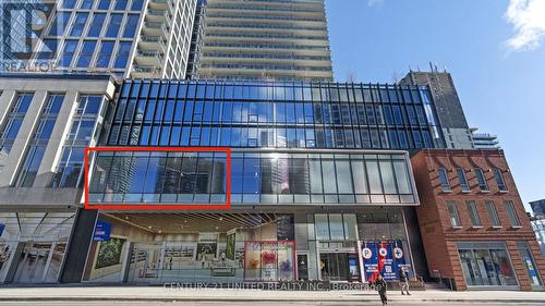 205 - 591 Yonge Street, Toronto, ON 