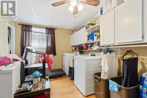 749 Alexander Street, Sarnia, ON - Indoor Photo Showing Laundry Room