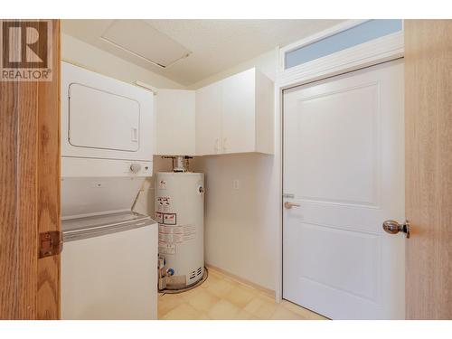 11926 249 Street, Maple Ridge, BC - Indoor Photo Showing Laundry Room