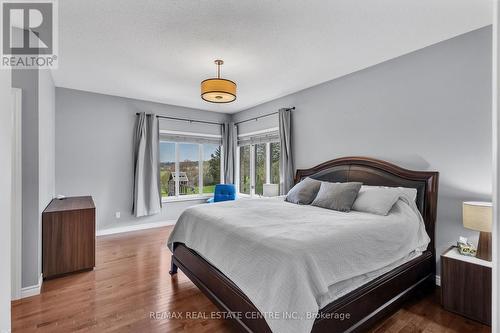 800 Watson Road S, Puslinch, ON - Indoor Photo Showing Bedroom
