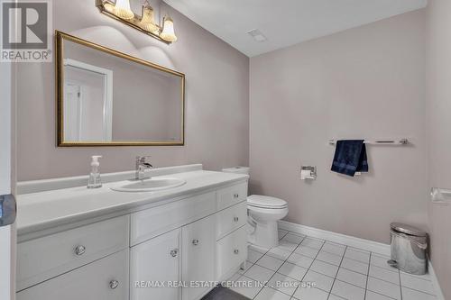 800 Watson Road S, Puslinch, ON - Indoor Photo Showing Bathroom