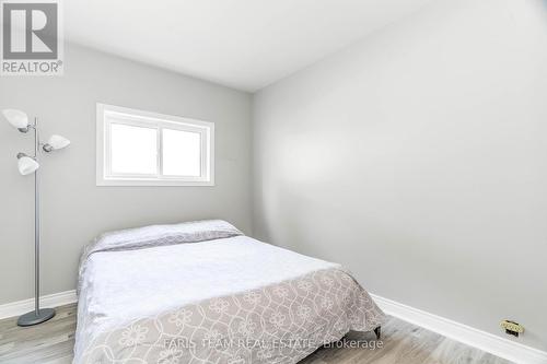313 Percy Street, Tay, ON - Indoor Photo Showing Bedroom